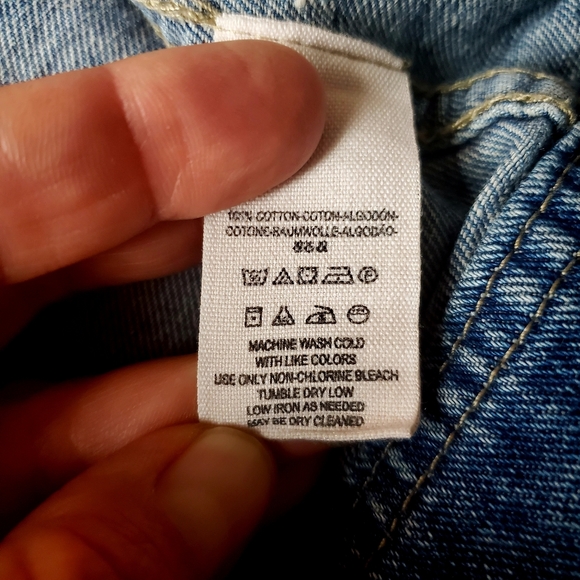 FREE PEOPLE Distressed Denim jacket with removable hood - Picture 3 of 8